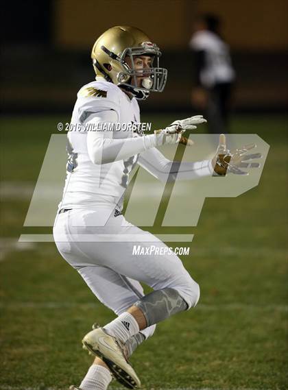 Thumbnail 1 in Brentwood vs Independence (TSSAA Class 5A Division 1 Semifinal) photogallery.