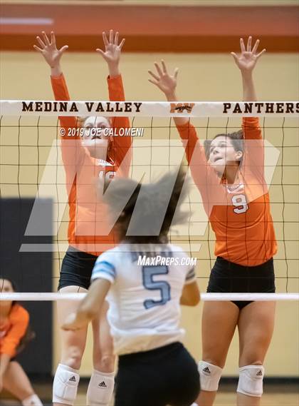 Thumbnail 2 in Harlan @ Medina Valley photogallery.