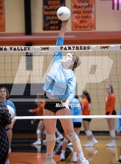 Thumbnail 3 in Harlan @ Medina Valley photogallery.