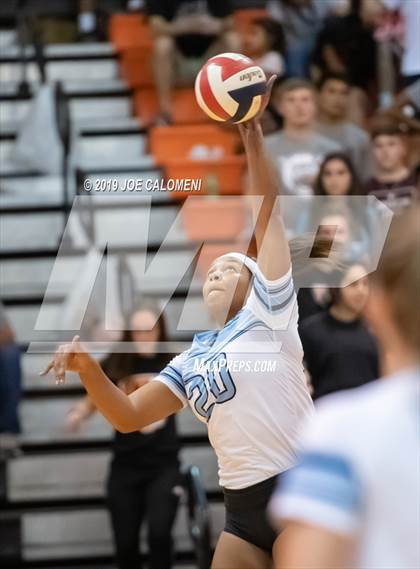 Thumbnail 2 in Harlan @ Medina Valley photogallery.