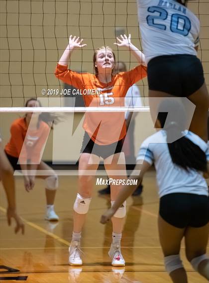 Thumbnail 3 in Harlan @ Medina Valley photogallery.