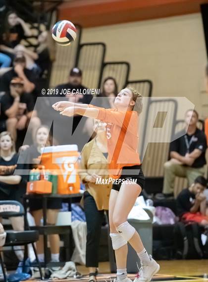 Thumbnail 3 in Harlan @ Medina Valley photogallery.