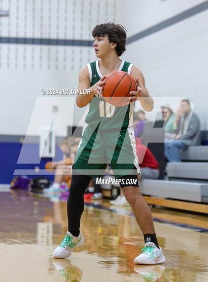 Thumbnail 3 in Santo vs Weatherford (Shottenkirk Basketball Classic) photogallery.