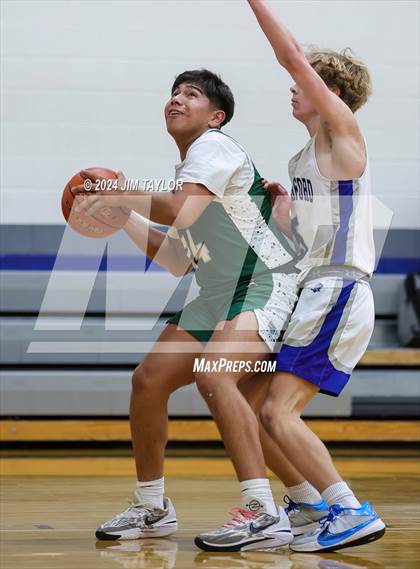 Thumbnail 3 in Santo vs Weatherford (Shottenkirk Basketball Classic) photogallery.