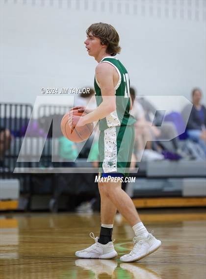 Thumbnail 1 in Santo vs Weatherford (Shottenkirk Basketball Classic) photogallery.