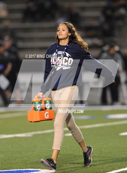 Thumbnail 3 in Servite vs. St. John Bosco photogallery.