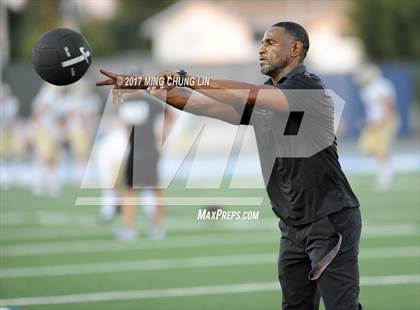 Thumbnail 2 in Servite vs. St. John Bosco photogallery.