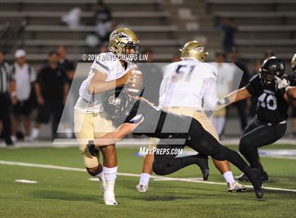 Thumbnail 3 in Servite vs. St. John Bosco photogallery.