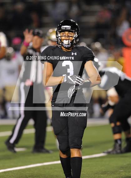Thumbnail 3 in Servite vs. St. John Bosco photogallery.