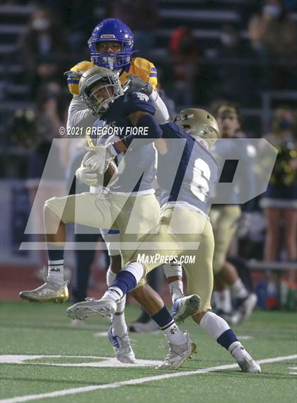 Thumbnail 2 in Bishop Amat @ Notre Dame (SO) photogallery.