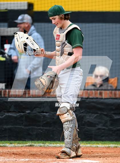 Thumbnail 2 in Grundy County vs Silverdale Academy (Wildcat Classic) photogallery.
