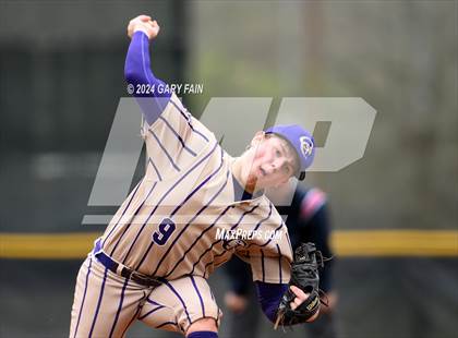 Thumbnail 2 in Grundy County vs Silverdale Academy (Wildcat Classic) photogallery.