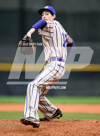 Thumbnail 2 in Grundy County vs Silverdale Academy (Wildcat Classic) photogallery.
