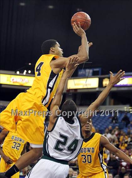 Thumbnail 3 in Bishop O'Dowd vs. El Cerrito (CIF NorCal D3 Regional Final) photogallery.
