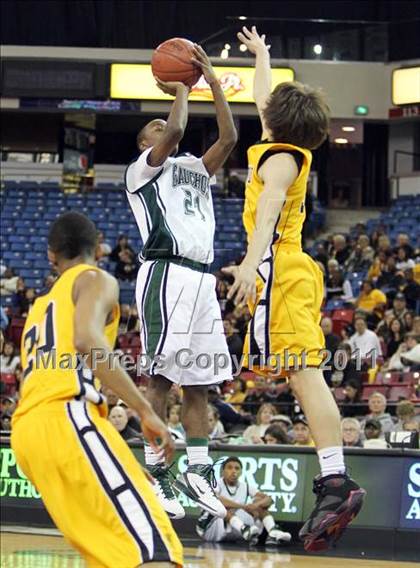 Thumbnail 2 in Bishop O'Dowd vs. El Cerrito (CIF NorCal D3 Regional Final) photogallery.