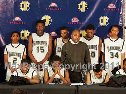 Thumbnail 3 in Bishop O'Dowd vs. El Cerrito (CIF NorCal D3 Regional Final) photogallery.