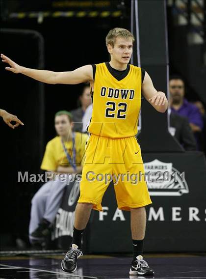 Thumbnail 3 in Bishop O'Dowd vs. El Cerrito (CIF NorCal D3 Regional Final) photogallery.