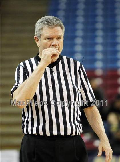 Thumbnail 2 in Bishop O'Dowd vs. El Cerrito (CIF NorCal D3 Regional Final) photogallery.