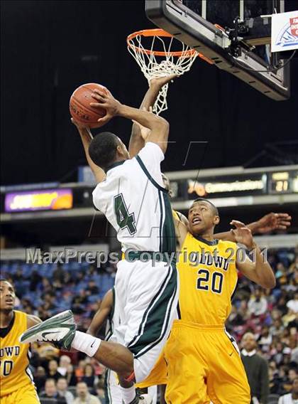 Thumbnail 1 in Bishop O'Dowd vs. El Cerrito (CIF NorCal D3 Regional Final) photogallery.