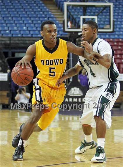 Thumbnail 1 in Bishop O'Dowd vs. El Cerrito (CIF NorCal D3 Regional Final) photogallery.