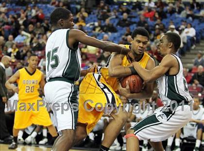 Thumbnail 2 in Bishop O'Dowd vs. El Cerrito (CIF NorCal D3 Regional Final) photogallery.