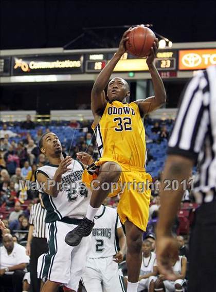 Thumbnail 2 in Bishop O'Dowd vs. El Cerrito (CIF NorCal D3 Regional Final) photogallery.