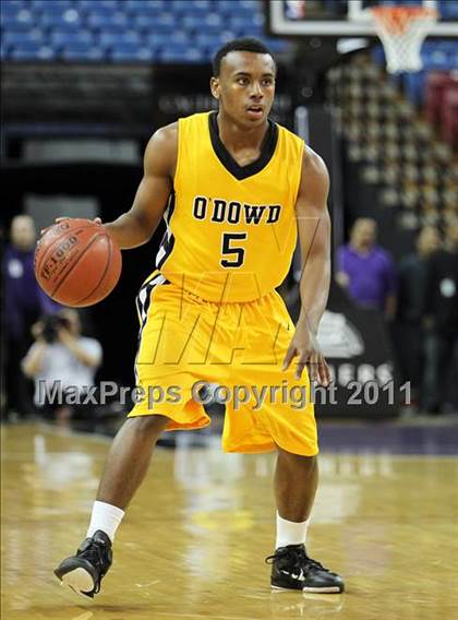 Thumbnail 3 in Bishop O'Dowd vs. El Cerrito (CIF NorCal D3 Regional Final) photogallery.