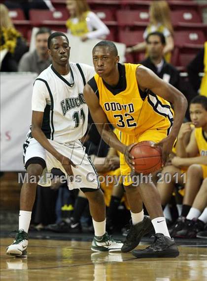 Thumbnail 3 in Bishop O'Dowd vs. El Cerrito (CIF NorCal D3 Regional Final) photogallery.