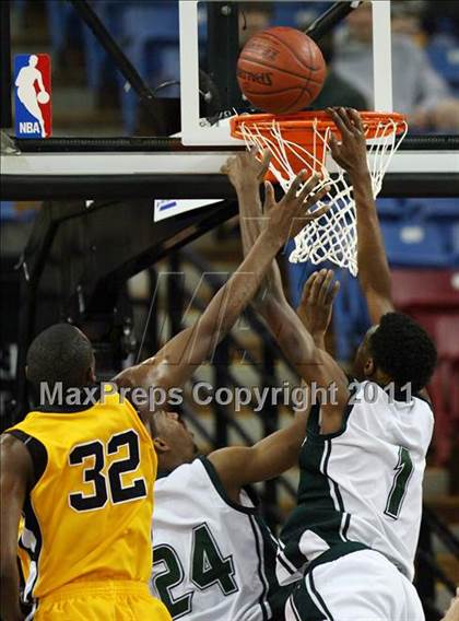 Thumbnail 1 in Bishop O'Dowd vs. El Cerrito (CIF NorCal D3 Regional Final) photogallery.