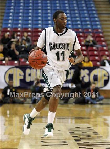 Thumbnail 3 in Bishop O'Dowd vs. El Cerrito (CIF NorCal D3 Regional Final) photogallery.