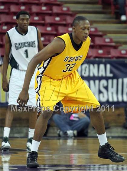 Thumbnail 2 in Bishop O'Dowd vs. El Cerrito (CIF NorCal D3 Regional Final) photogallery.