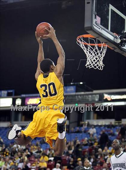 Thumbnail 3 in Bishop O'Dowd vs. El Cerrito (CIF NorCal D3 Regional Final) photogallery.