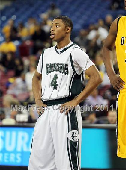 Thumbnail 1 in Bishop O'Dowd vs. El Cerrito (CIF NorCal D3 Regional Final) photogallery.