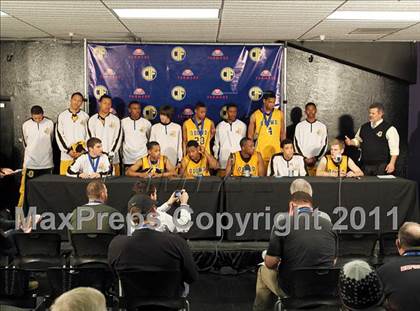 Thumbnail 1 in Bishop O'Dowd vs. El Cerrito (CIF NorCal D3 Regional Final) photogallery.