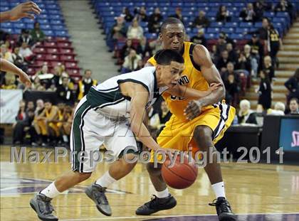 Thumbnail 2 in Bishop O'Dowd vs. El Cerrito (CIF NorCal D3 Regional Final) photogallery.