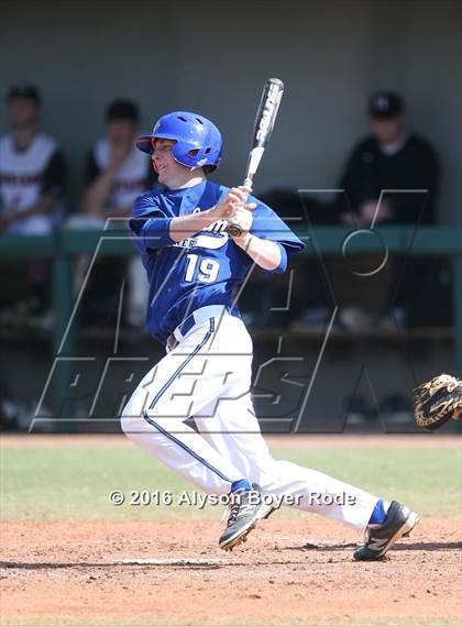 Thumbnail 1 in Bingham vs. Houston (National High School Invitational) photogallery.