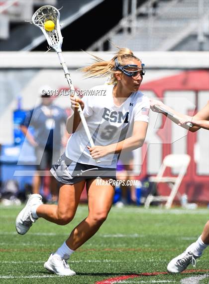 Thumbnail 3 in Fayetteville-Manlius vs. Eastport-South Manor (NYSPHSAA Class B Final) photogallery.