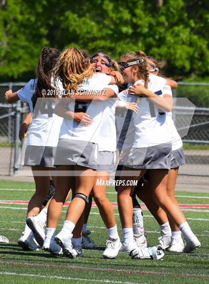 Thumbnail 2 in Fayetteville-Manlius vs. Eastport-South Manor (NYSPHSAA Class B Final) photogallery.