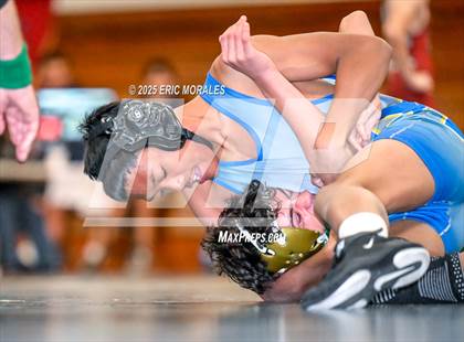 Thumbnail 3 in Ivan Olson Tournament photogallery.