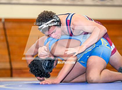 Thumbnail 1 in Ivan Olson Tournament photogallery.