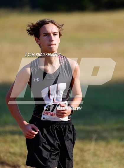 Thumbnail 1 in UIL 2A Boys Cross Country District 23 Meet photogallery.