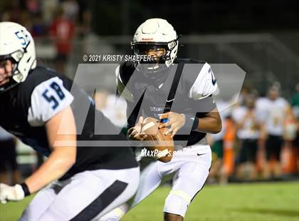 Thumbnail 1 in Apex @ Panther Creek photogallery.