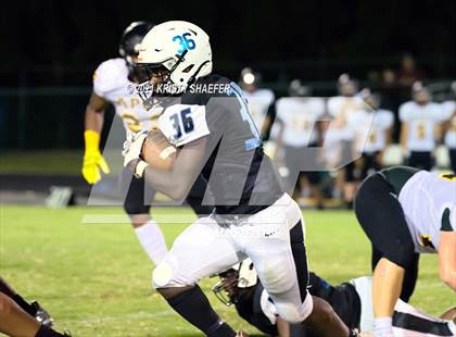 Thumbnail 3 in Apex @ Panther Creek photogallery.