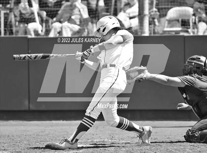 Thumbnail 2 in Bishop Gorman vs Silverado (NIAA 4A State Final) photogallery.