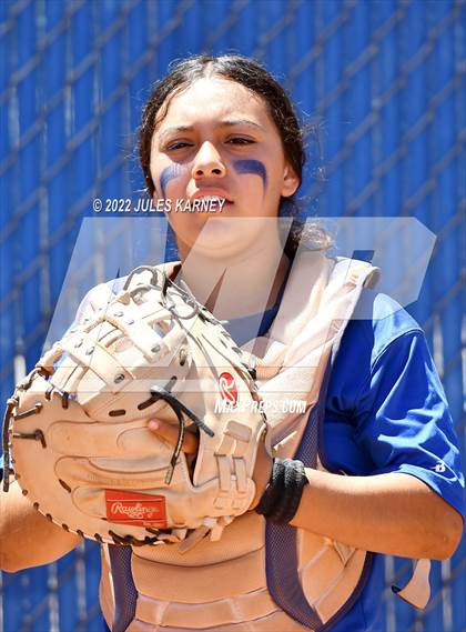 Thumbnail 1 in Bishop Gorman vs Silverado (NIAA 4A State Final) photogallery.