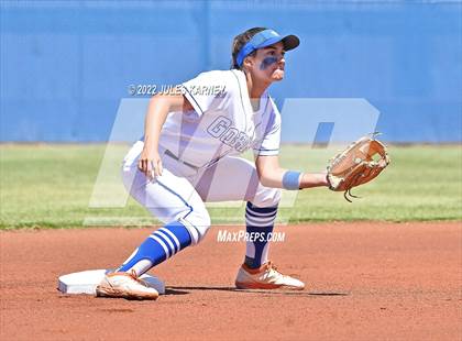 Thumbnail 1 in Bishop Gorman vs Silverado (NIAA 4A State Final) photogallery.
