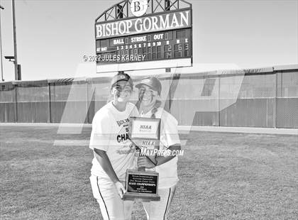 Thumbnail 3 in Bishop Gorman vs Silverado (NIAA 4A State Final) photogallery.