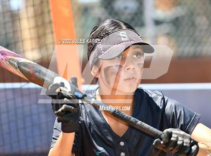 Thumbnail 3 in Bishop Gorman vs Silverado (NIAA 4A State Final) photogallery.