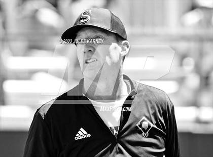 Thumbnail 2 in Bishop Gorman vs Silverado (NIAA 4A State Final) photogallery.