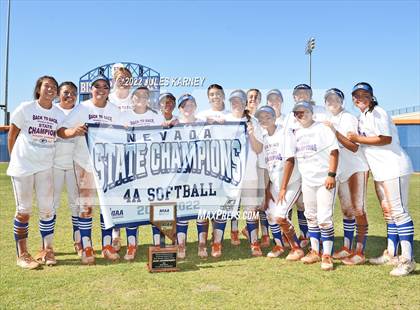 Thumbnail 1 in Bishop Gorman vs Silverado (NIAA 4A State Final) photogallery.